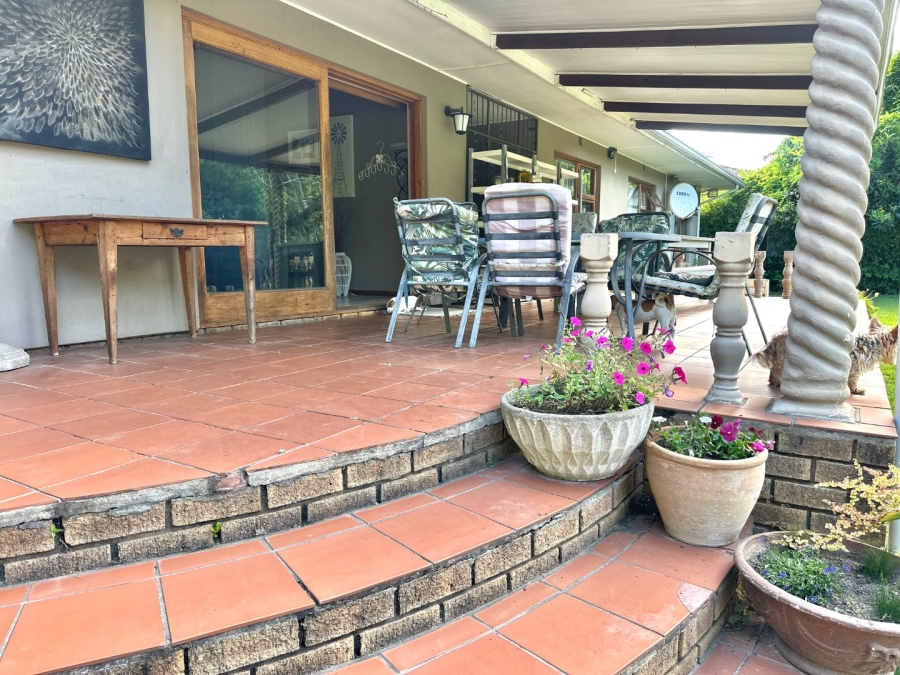 4 Bedroom Property for Sale in Bergsig Western Cape